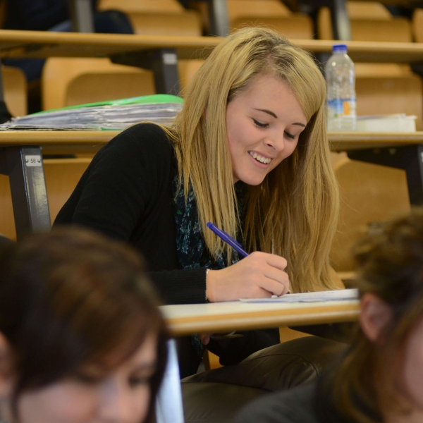 Arrivée à l'Université pour étudiants en situation de handicap