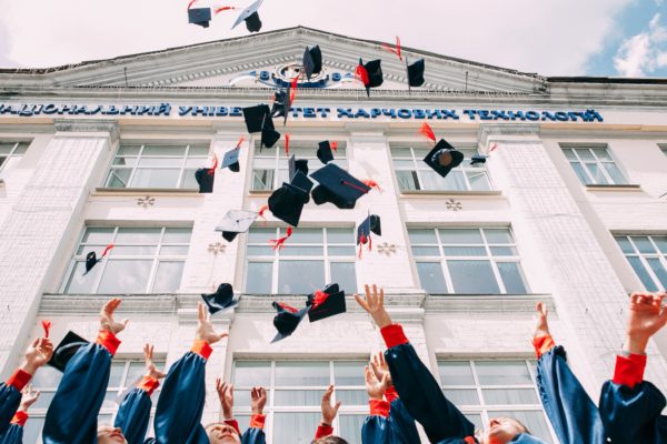 Enquêtes 2019 : le devenir des diplômés en 2016 et 2018 3