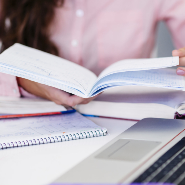 Enquêtes 2021 : Le devenir des diplômé.es en 2018 et 2020 1