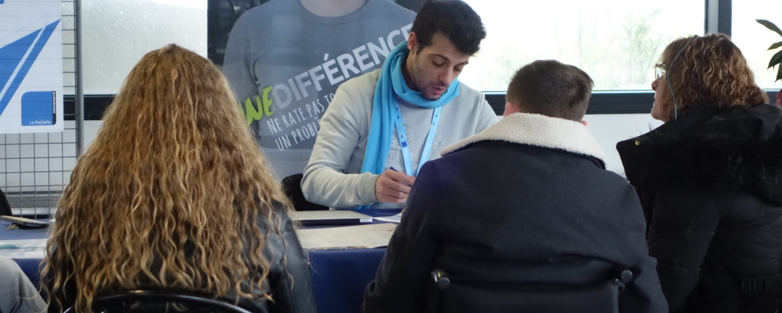 Le Service des Études et de la Vie Étudiante recrute au sein de La ...