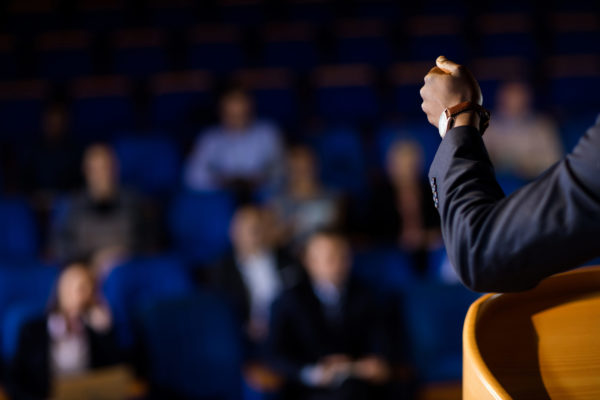 Les rencontres de la faculté de droit, de science politique et de management : comprendre les grands enjeux contemporains 1