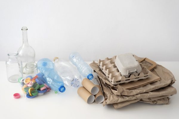 Stands de prévention sur les déchets et de distribution de sacs jaunes ! 1