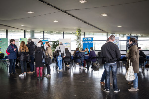 Tarifs des droits d’inscription pour les étudiantes ou étudiants extra-européens 1