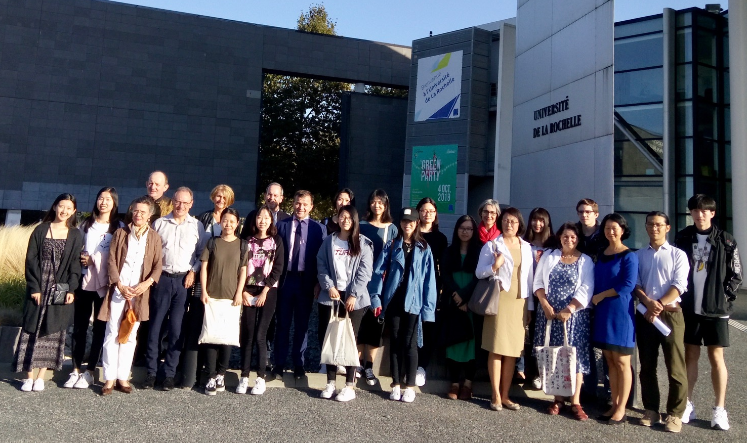 Félicitations aux premier·ères diplômé·es de La Rochelle Université et Beijing Language and Culture University (BLCU) 